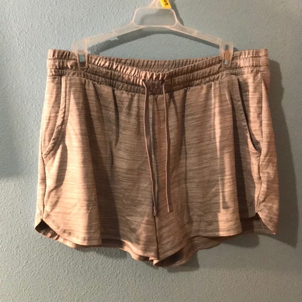 “St John’s Bay” Active Shorts; Size Large